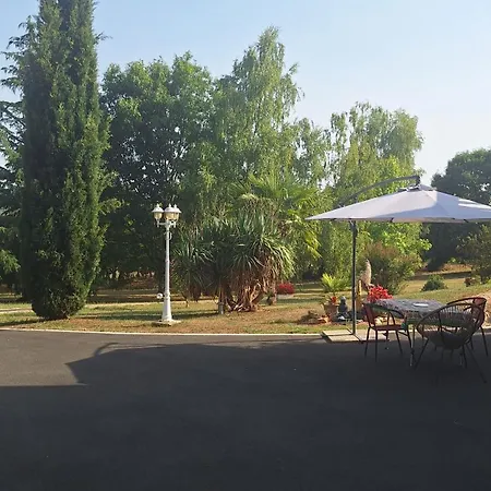 Апартаменты Lola *