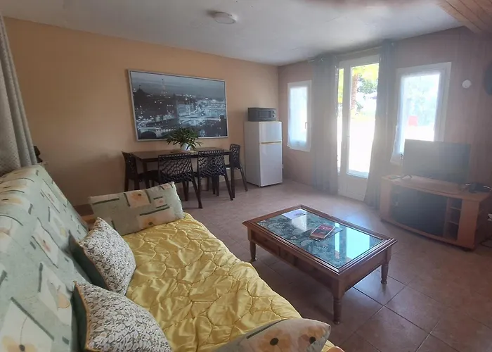 Lola Saint-Martial-d'Albarede